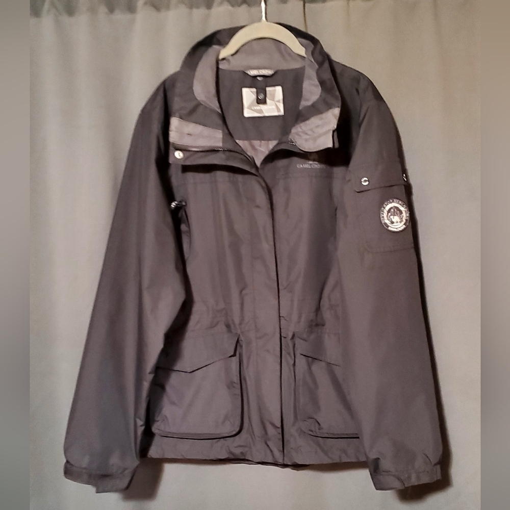 Womens Camel Crown black jacket size XL.